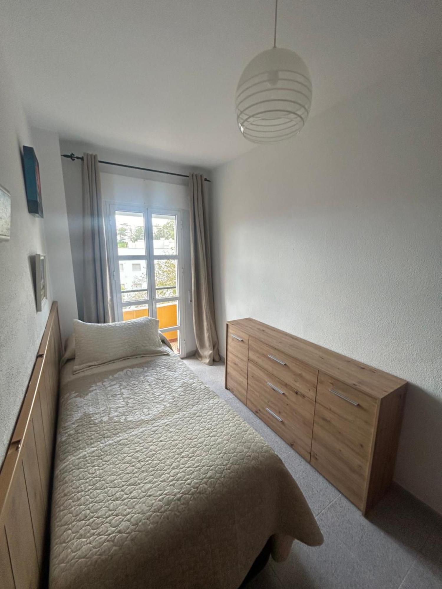 Apartamento La Rioja Conil De La Frontera Luaran gambar